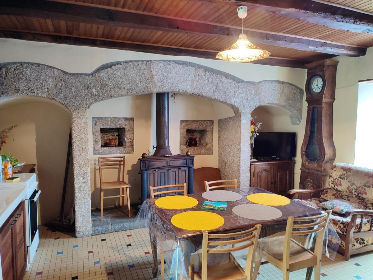 Maison Charmante A Florentin La Capelle Avec Jardin Et Vue Montagne Dış mekan fotoğraf