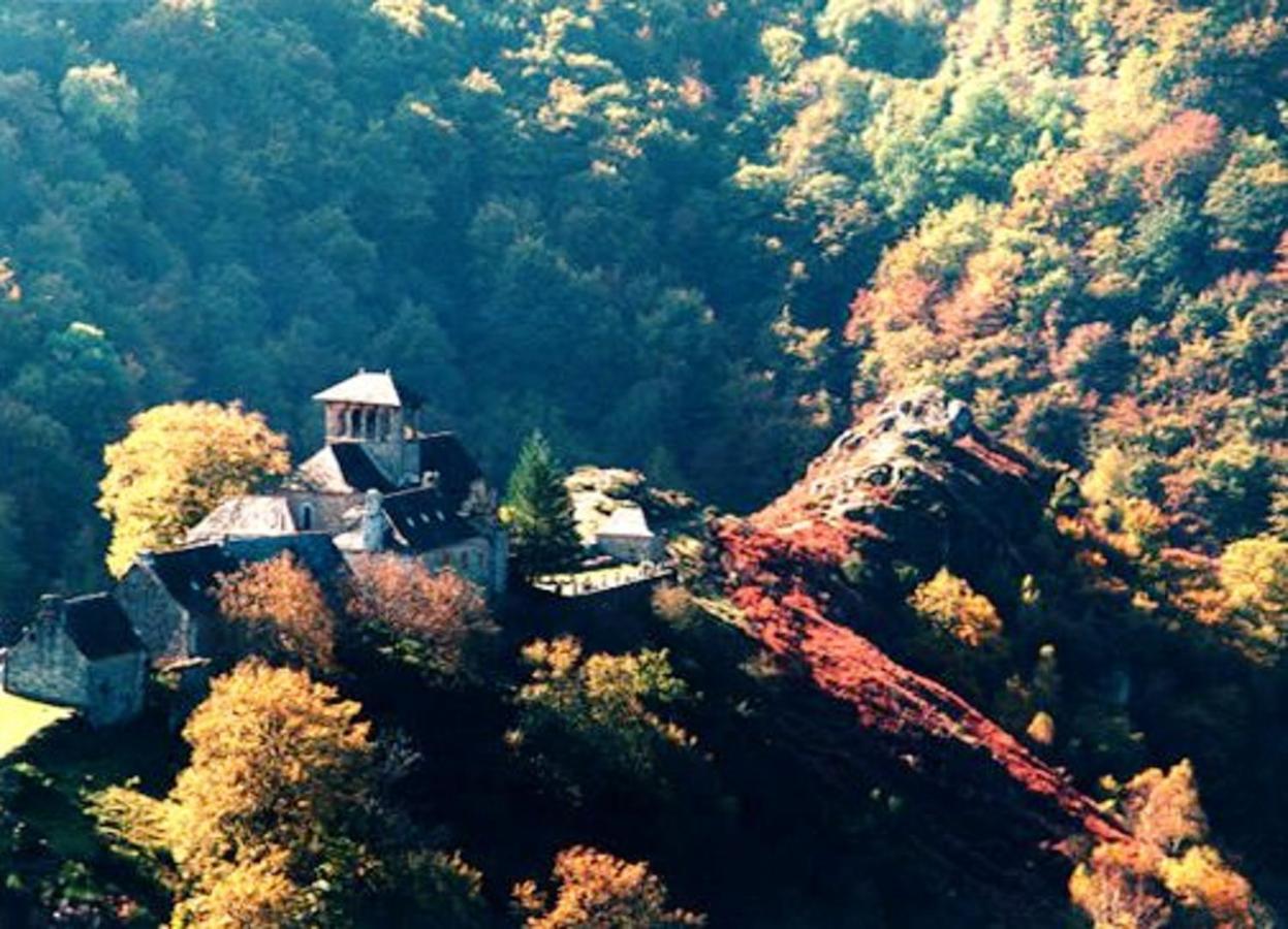 Maison Charmante A Florentin La Capelle Avec Jardin Et Vue Montagne Dış mekan fotoğraf